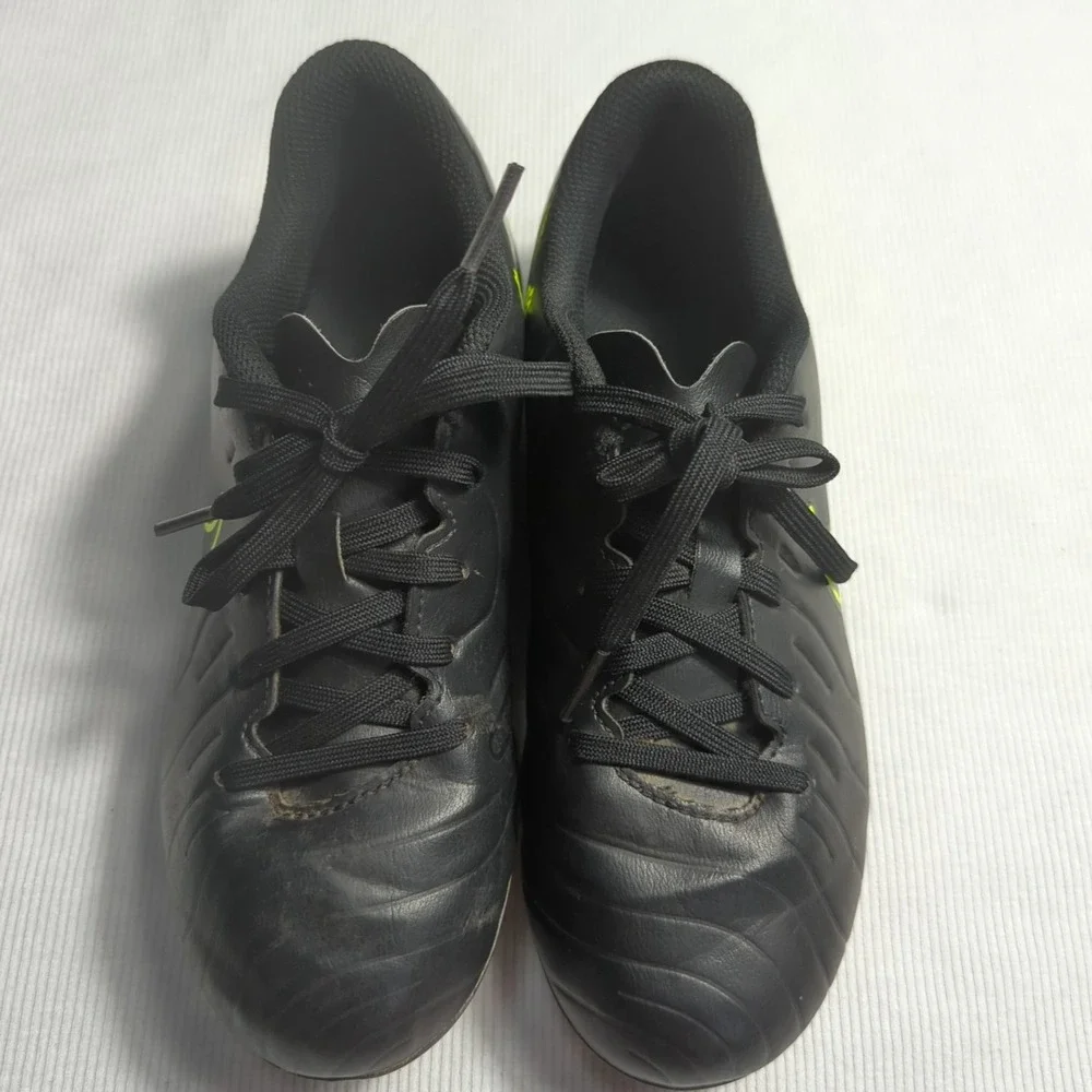 NIKE Size 3 Youth Tiemp Legend 10 Club Firm Soccer Cleats Black And‎ Yellow
